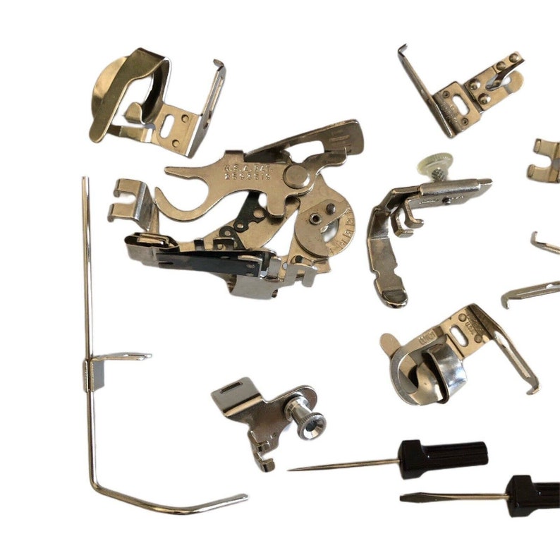 Vintage Kenmore Sewing Machine Attachments Model No.607.98 Etsy