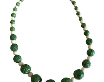 Antique Art Deco Molded Green Czech Glass Bead Choker Necklace Vintage 16”