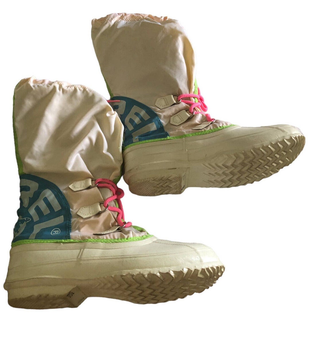 Sorel snowlion sales boots canada