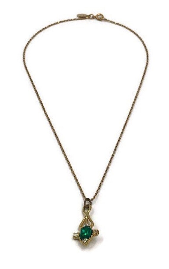 Green crystal stone necklace sale