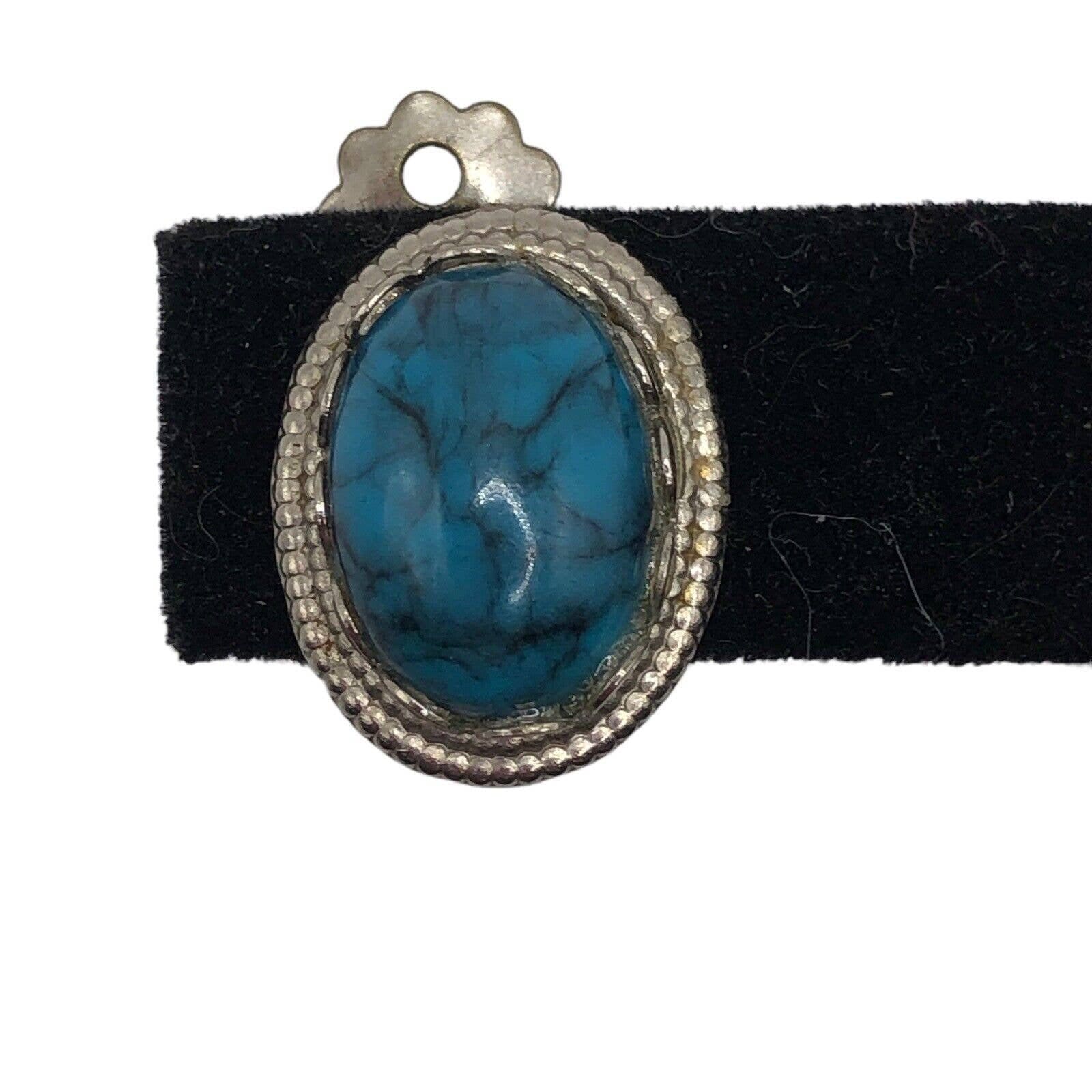Vintage Earrings Clip on Silver Tone Oval Faux Turquoise  Vintage Turquoise Look Cabochon Silver Tone Clip-On Earrings main image 0