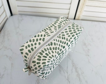 Boxy Makeup Bag, Green Spiral Canvas Fabric, Makeup Boxy Bag, Toiletry Bag