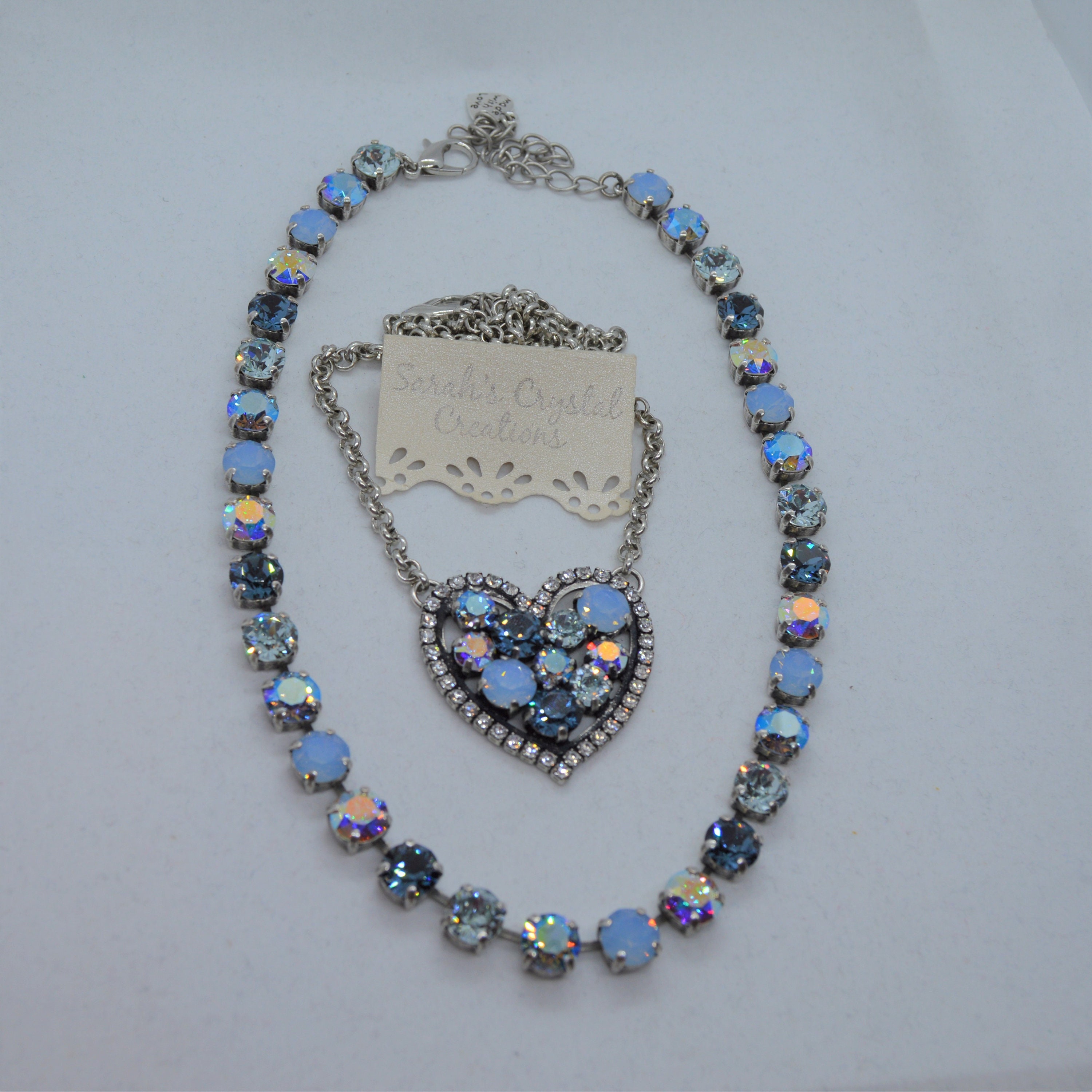 Sabika heart shop necklace