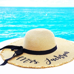 Floppy Sun Hat for Honeymoon and Bachelorette party| Custom Beach Hat Personalized| Bridal Shower Gift| Bridesmaid Gift| Maid of Honor Gifts