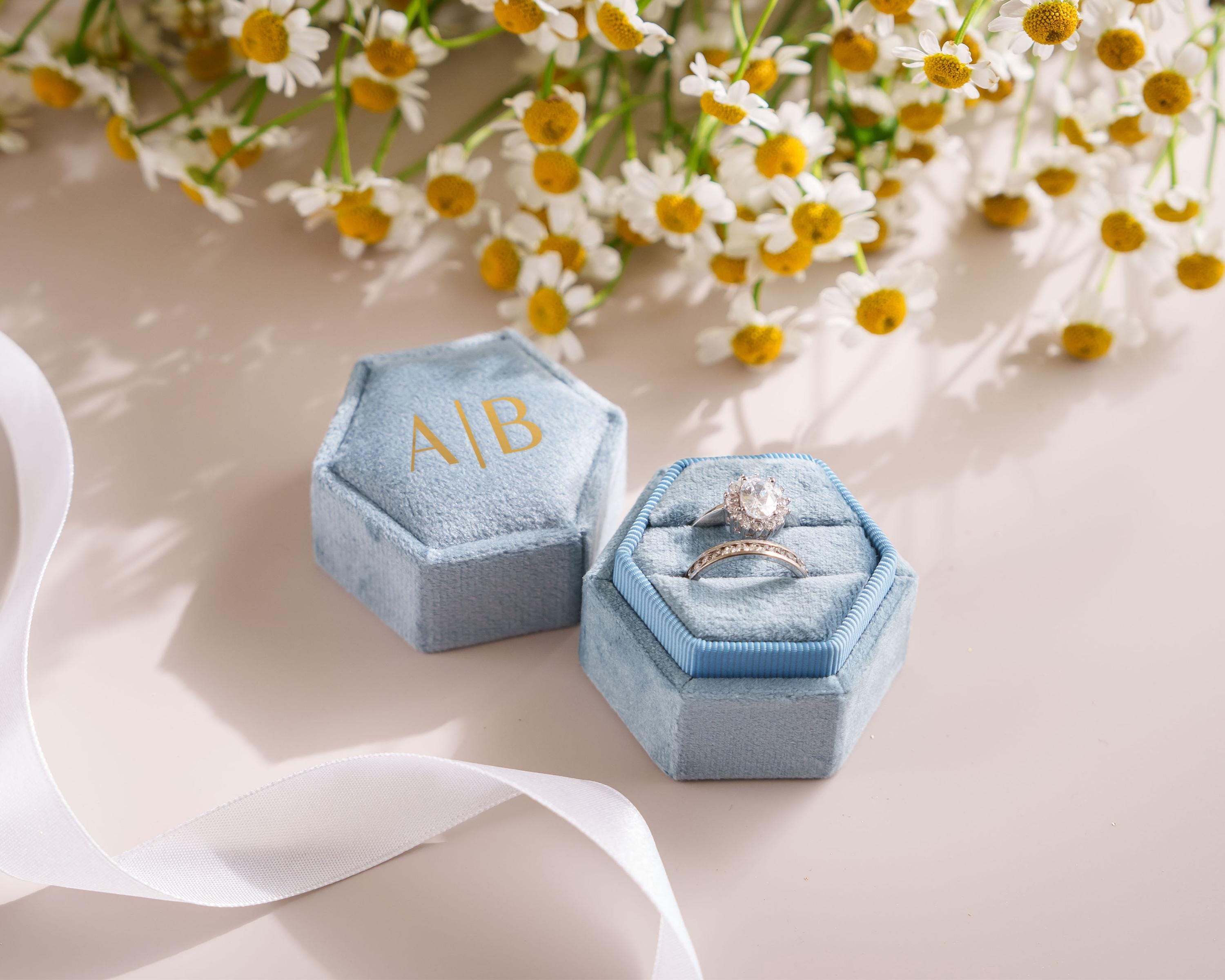 Personalized Velvet Ring Box, Wedding Gift, Detail Photography ...
