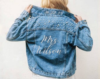 Custom Bridal Jean Jacket with Embroidered Text: Denim Gift for Bride, Wedding Photo, Bridal Shower, Bachelorette Party, Honeymoon Outfit