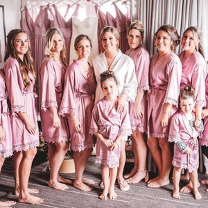 Silky Chunky Lace Robe Bridesmaid Robes Bridal Robe Bridal Party Robes Bridesmaid Gifts Wedding Party Gifts Bachelorette Party Etsy