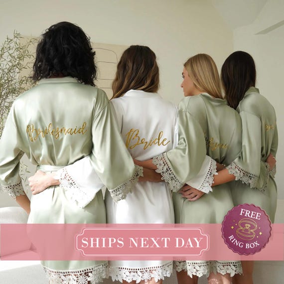 Bridal Party Robes, Personalized Bridesmaid Gift, Monogrammed Satin, Getting Ready Robe, Bride Robe, Bridal Shower, Bachelorette