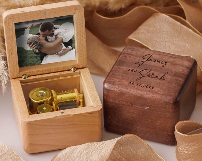 Wedding Gifts, Personalized Wooden Music Box with Photo, Gift for Bride, Bridal Shower, Available in Maple or Walnut
