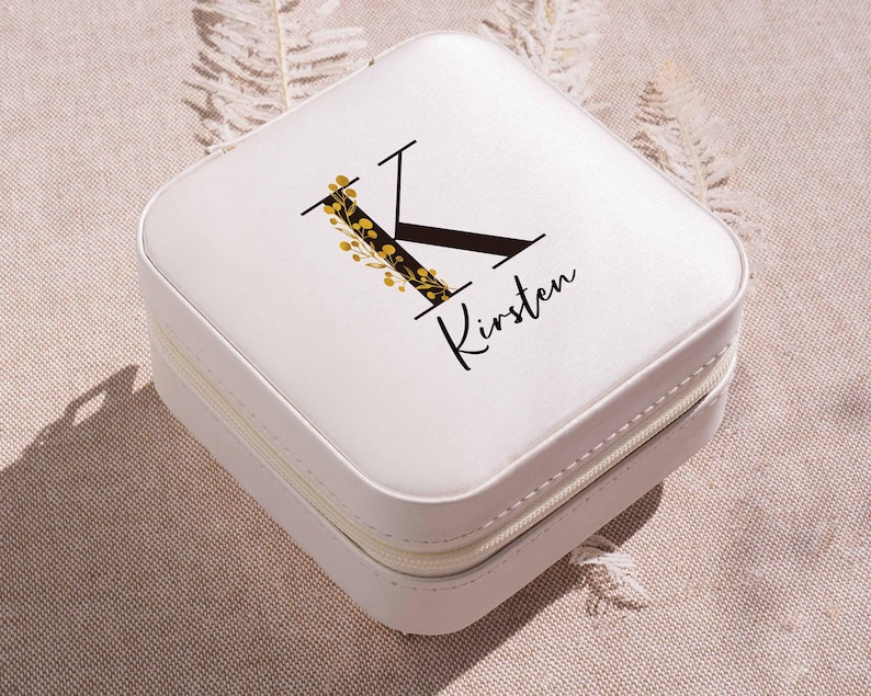 Custom Initial Travel Jewelry Box, Personalized Jewelry Case for Bridesmaid Proposal, Bridal Shower Gift, Travel Essentials [JB01] image 5