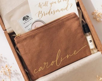 Custom Name Toiletry Bag, Personalized Bridesmaid Gifts, Maid of Honor Proposal, Monogrammed Makeup Pouch, Gift for Mom [MUB-0105]