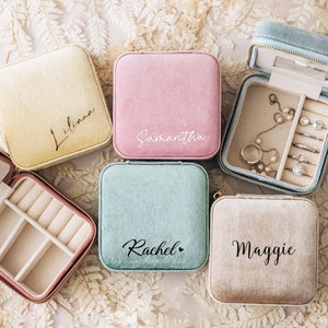 Personalized Velvet Jewelry Box Bridesmaid Gifts Proposal Custom Travel Jewelry Case Wedding Gifts Birthday Gifts for Best Friend image 7