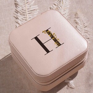 Custom Initial Travel Jewelry Box, Personalized Jewelry Case for Bridesmaid Proposal, Bridal Shower Gift, Travel Essentials [JB01] image 7