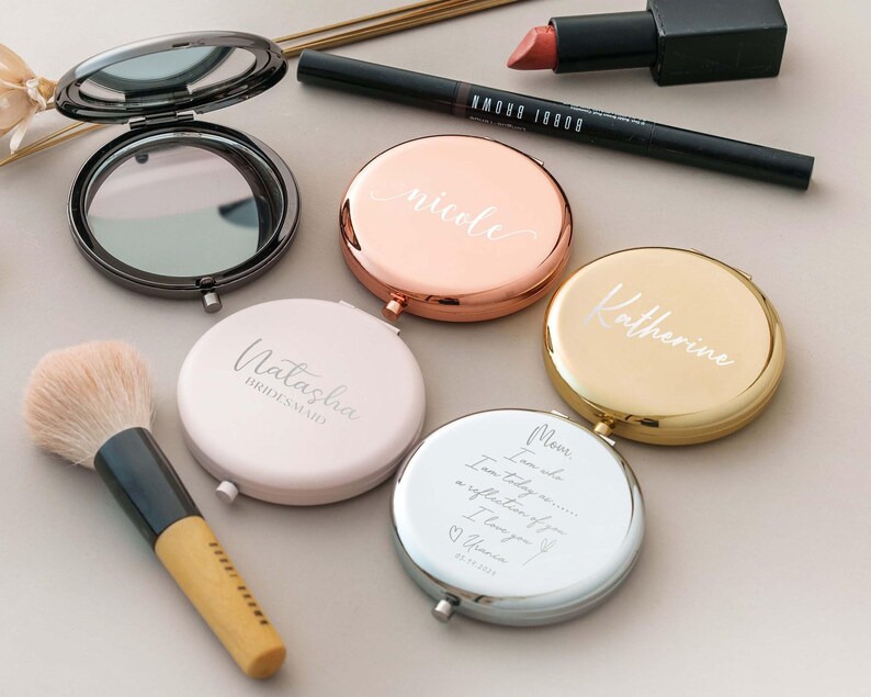 Engraved Compact Mirror, Pocket Mirrors, Gift for Her: Bridesmaids, Girlfriend, Wife, Mom, Best Friends, Daughter immagine 8