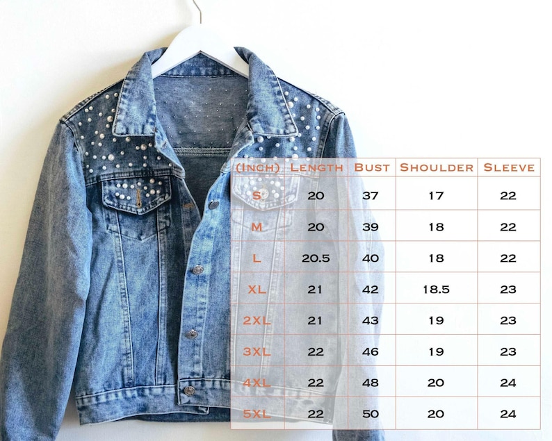 Giacca di jeans personalizzata con perle per la sposa: giacca "Mrs.", lettere con strass e perle, regalo per addio al nubilato, matrimonio o festa prematrimoniale. immagine 2