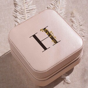 Custom Initial Travel Jewelry Box, Personalized Jewelry Case for Bridesmaid Proposal, Bridal Shower Gift, Travel Essentials [JB01] image 7