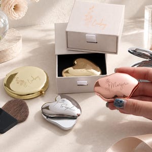 Personalized Gift for Woman, Custom Birth Flower Compact Mirror, Bridesmaid Proposal, Engraved Pocket Mirror