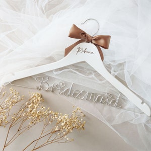 Personalized Hangers for Bride, Custom Hanger Bridesmaid Gifts, Wedding Dress Hanger, Gold Bridesmaid Hanger, Bridal Shower Gift For Her [D]