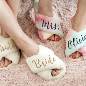 Brautjungfer Gits, personalisierte flauschige Hausschuhe, Junggesellinnenabschied, Brautparty, Hochzeitsgeschenk für Sie Bild 9