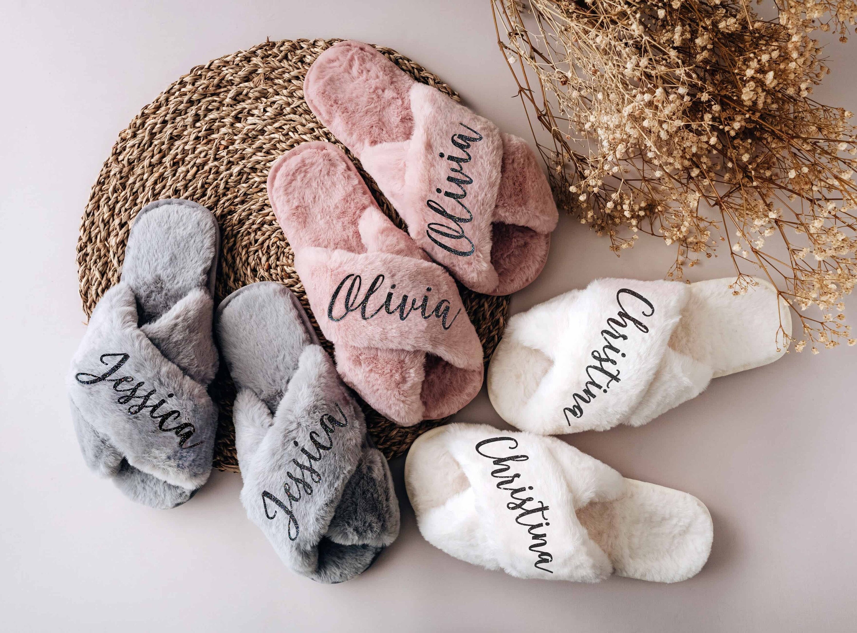 Personalized /Custom Pearl Letter Fluffy House Slippers – PandoraJGifts