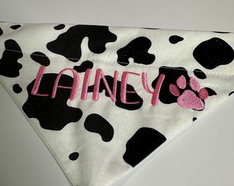 Bandana pour chien imprimé vache, brodé sur le collier, bandana personnalisé pour animal de compagnie