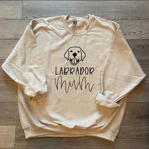 86 BREED options, Labrador Mum Sweatshirt, Dog Owner Gift, Dog Mom Tee, Dog Mom Sweatshirt, Dog Mom Sweatshirt, Unisex Sweatshirt