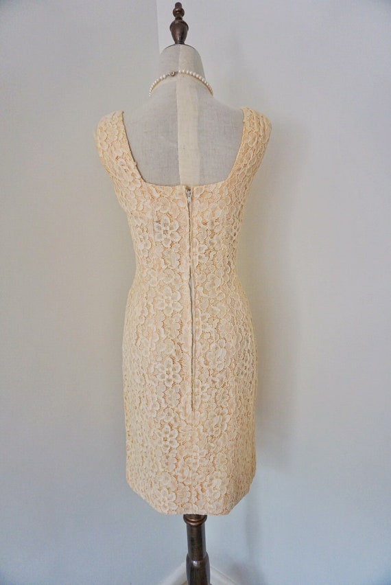 Vintage 1950s Suzy Perette Lace Wiggle Dress - image 5