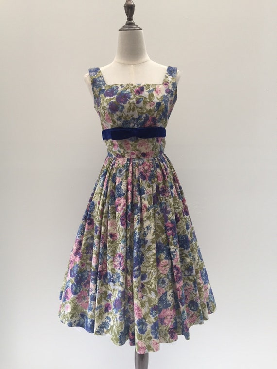 Vintage blue floral 50s tea dress with blue velvet