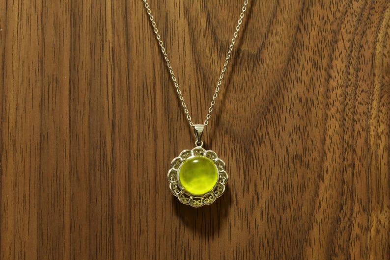 NATURAL PREHNITE Valentine Golden Prehnite Necklace Green Prehnite Necklace Gift Flower Prehnite Pendant Golden Prehnite Pendant