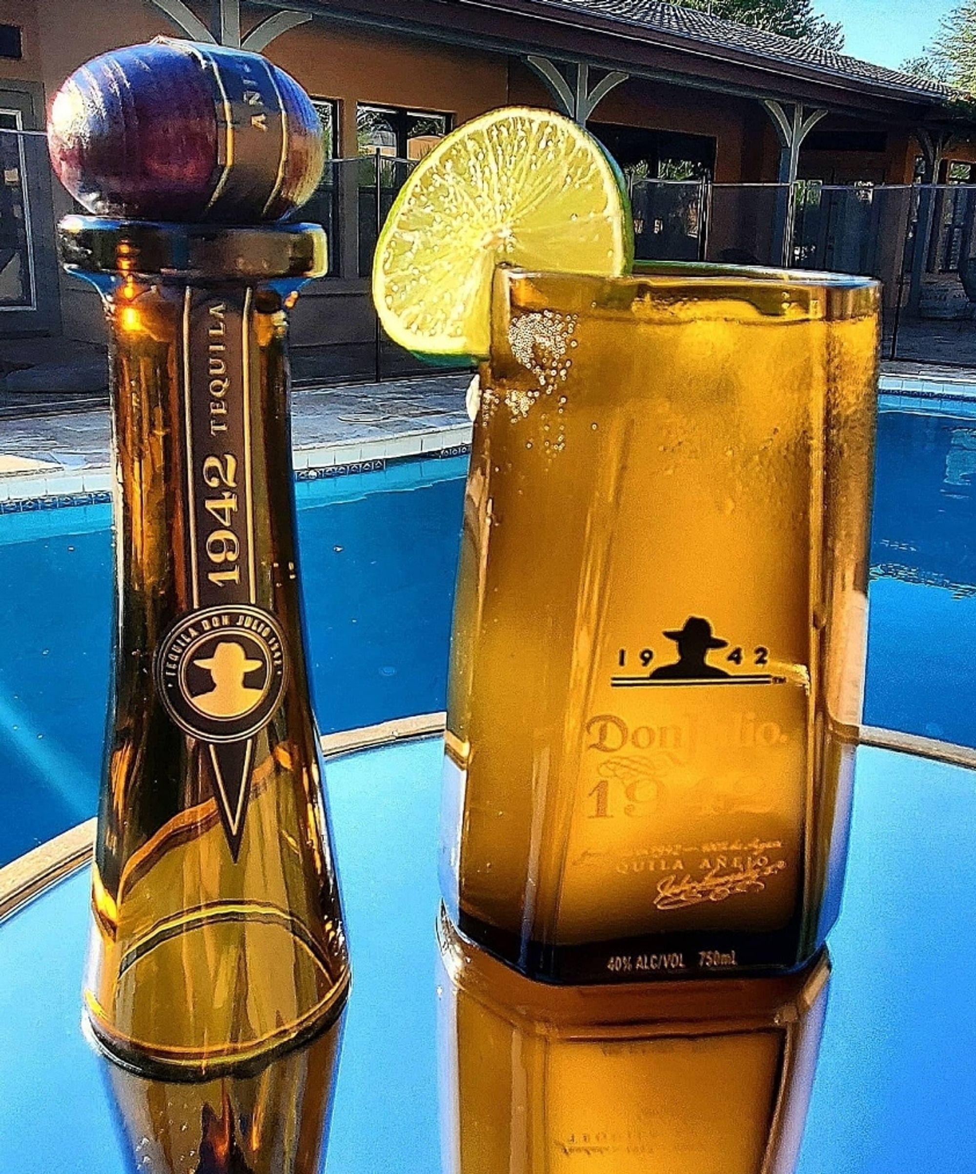 Single Don Julio 1942 Glass with (1 shot glass)