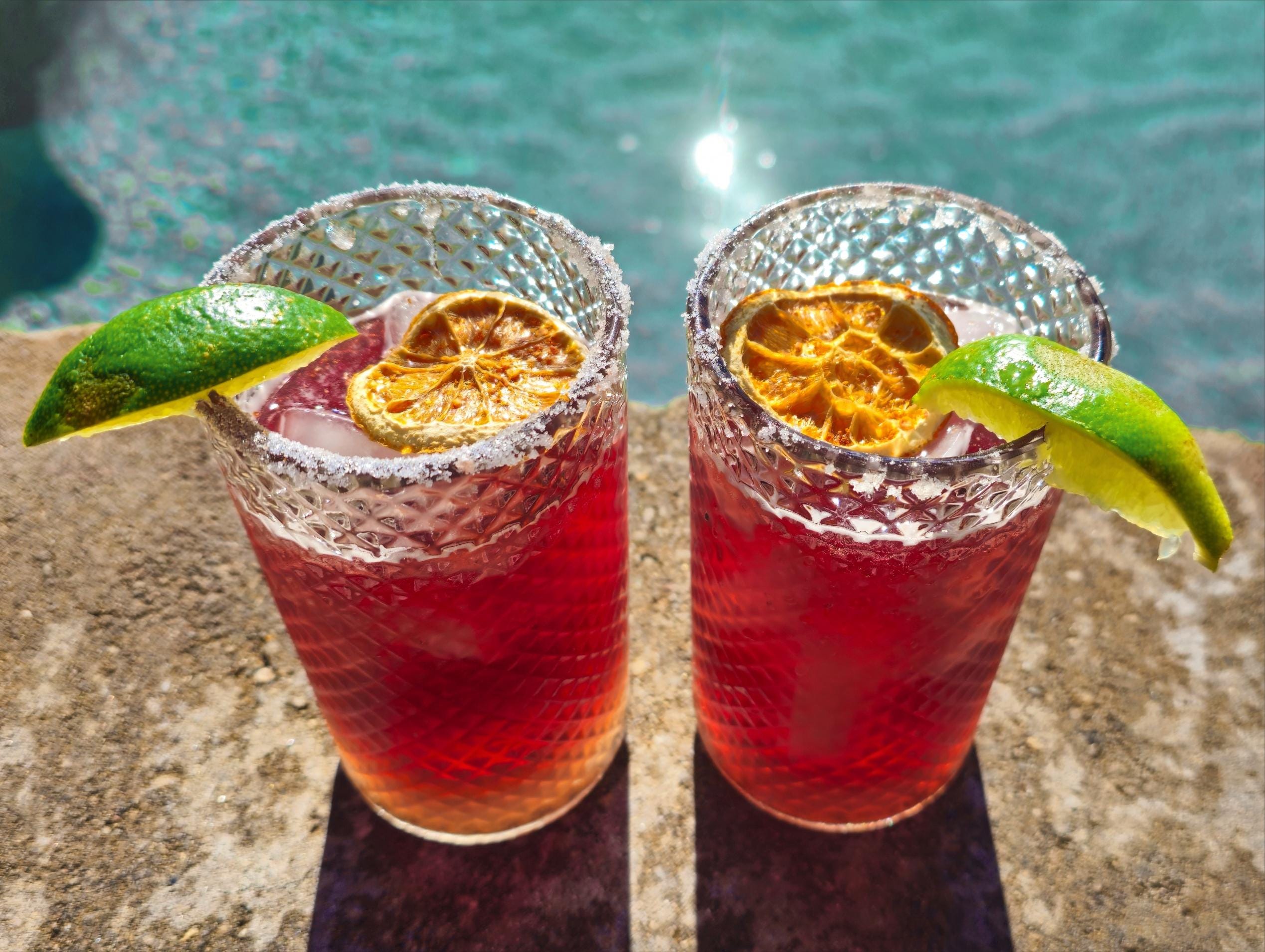 Set of Crystal-Pattern Glass Tumblers