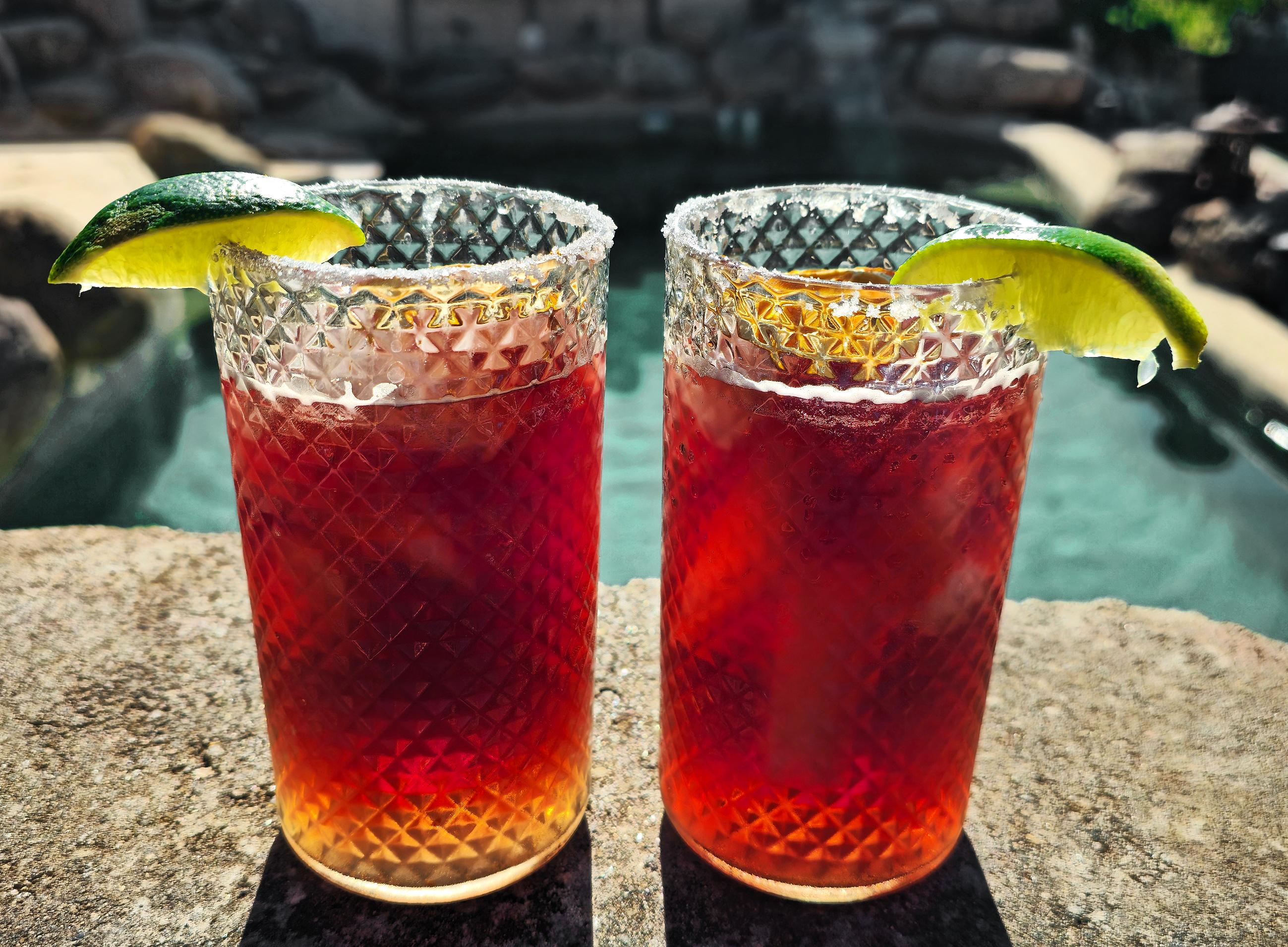 Set of Crystal-Pattern Glass Tumblers - Thumbnail 2