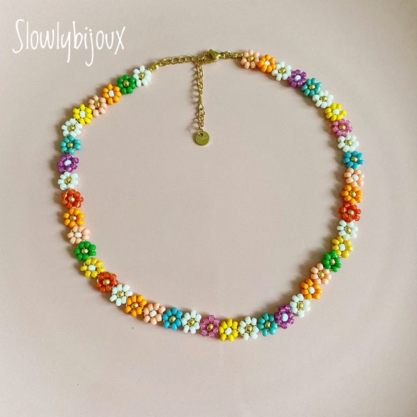 Collier ras de cou, collier de fleurs, collier marguerite, collier coloré, collier miyuki, Daisy choker, beaded necklace, gift, idée cadeau