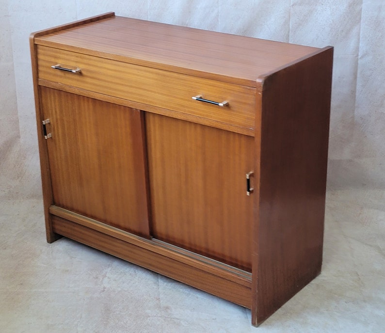 Petit buffet / meuble de bureau en teck vintage image 1