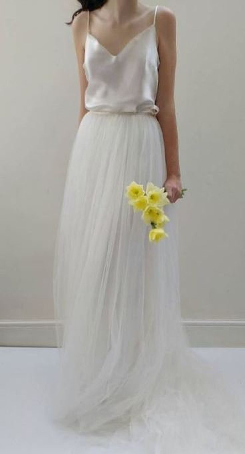 Legeres 19-teiliges Boho Brautkleid aus Atelier Legeres 19-teiliges Boho Brautkleid aus Atelier