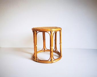 Tabouret vintage vintage en bambou rond du milieu du siècle