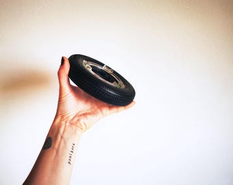 Cendrier en pneu vintage