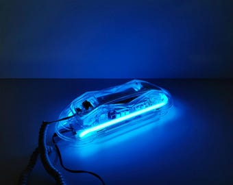 Téléphone néon transparent vintage des années 90 « Rhonda » par Cicena