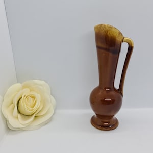 Ceramic Bud Vase, Pitcher, Small Jug, Mid Century Decor, Vintage Pottery, Home Decor Brown Vase, Made in Japan, Gorgeous design, Great Gift