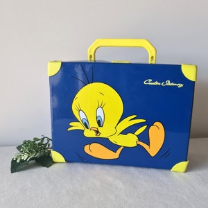 当時物　ワーナー　トゥイーティー シルベスター ボックス　小物入れ Tweety metal box - Etsy 日本