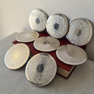 Strachan-underlägg, sällsynt vintage silverpläterat 8-delat set, bardekor