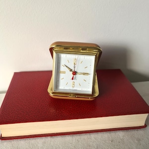 Travel Clock, Vintage Wind Up Mechanical Alarm Clock, Table, Desk Clock, NOT WORKING, Great Home Decor