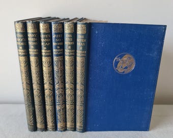 書籍セット「新国際図解百科事典」ハードカバー 1 - 6、希少な