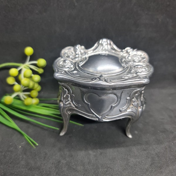 Art Nouveau Silver or Pewter Metal Jewellery Box, Casket Jennings Brothers JB 1096 Footed Trinket Box with Hinged Lid, Great Gift