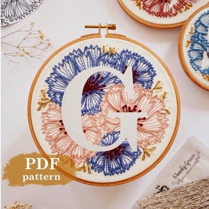 Patrón de bordado a mano de la letra "G" de aciano / Descarga digital en PDF / Inicial de costura floral / Arte detallado del aro DIY