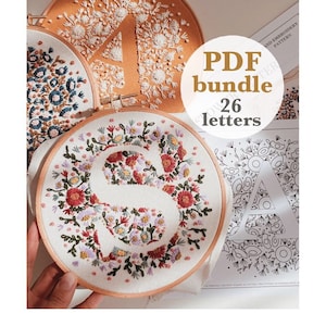 Pacote de alfabeto de flores pequenas, padrão de bordado à mão / download digital em PDF / download instantâneo de bordado floral à mão / monograma detalhado faça você mesmo
