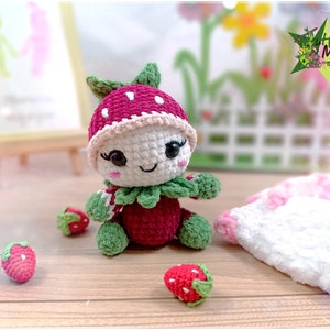 Amigurumi crochet pattern tutorial: The Strawberry Sleep