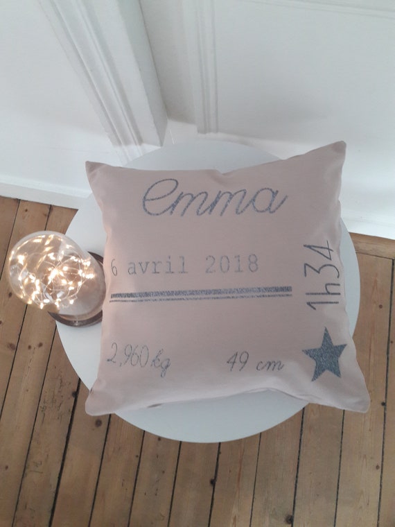 Coussin Personnalisable Bebe Fille Cadeau De Naissance Etsy Coussin Personnalisable Bebe Fille Cadeau De Naissance Etsy