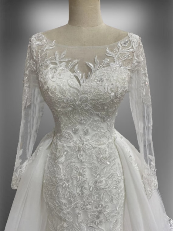 Magnificent Lace Mermaid Wedding Gown With Detachable Train Etsy