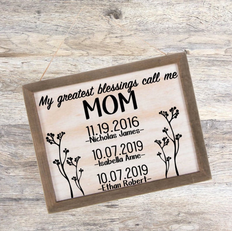 Whitewashed Wood Mom Sign 10 x 7.9 inches